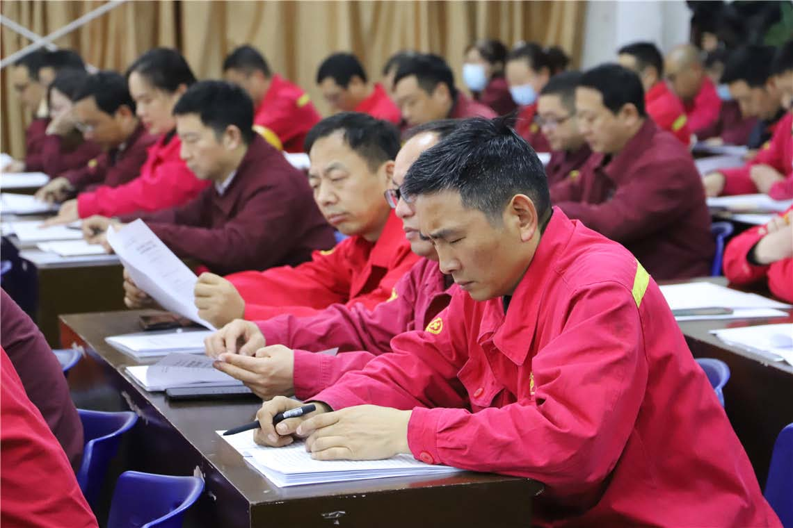 公司召開(kāi)十屆一次職代會(huì)暨會(huì)員代表大會(huì)