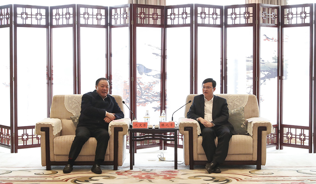 集團(tuán)董事局主席沈文榮來(lái)淮鋼調(diào)研指導(dǎo)