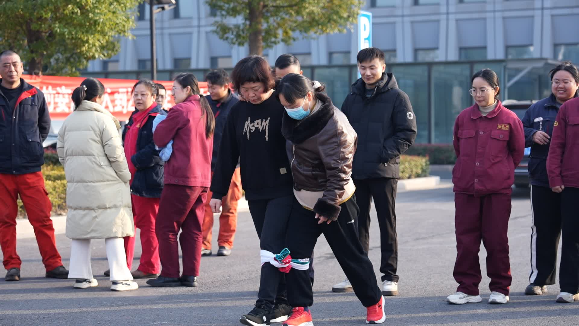 賽場(chǎng)競(jìng)風(fēng)采 聚力向未來 淮鋼趣味健身運(yùn)動(dòng)會(huì)圓滿落幕